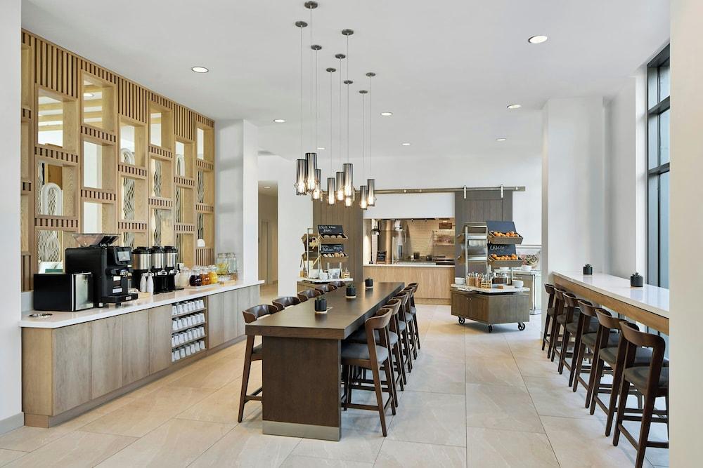 Element Wilmington photo 34