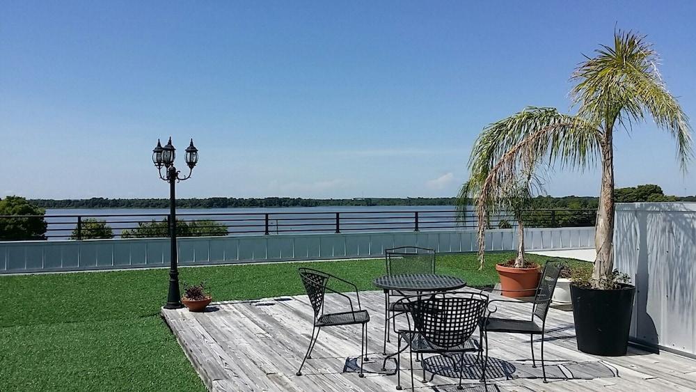 The Citrus on the Lake photo 29