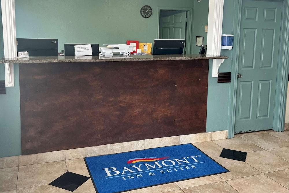 Baymont by Wyndham Willow Park photo 2