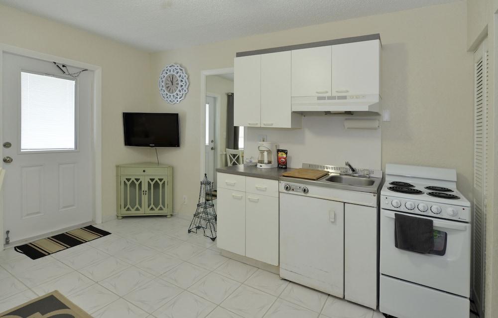Hollywood by the Sea Hotel photo 33