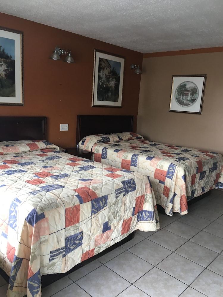Budget Inn And Suites photo 5