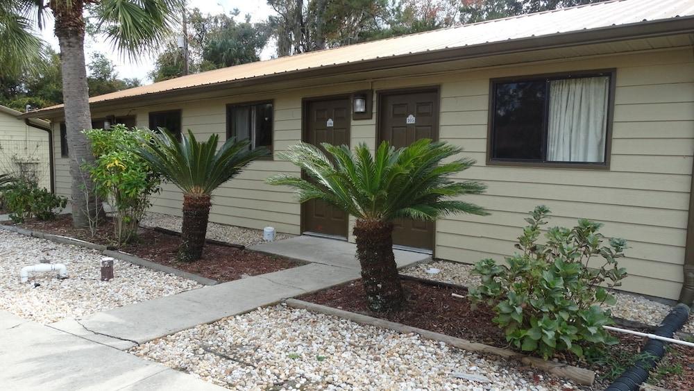 Budget Inn photo 27