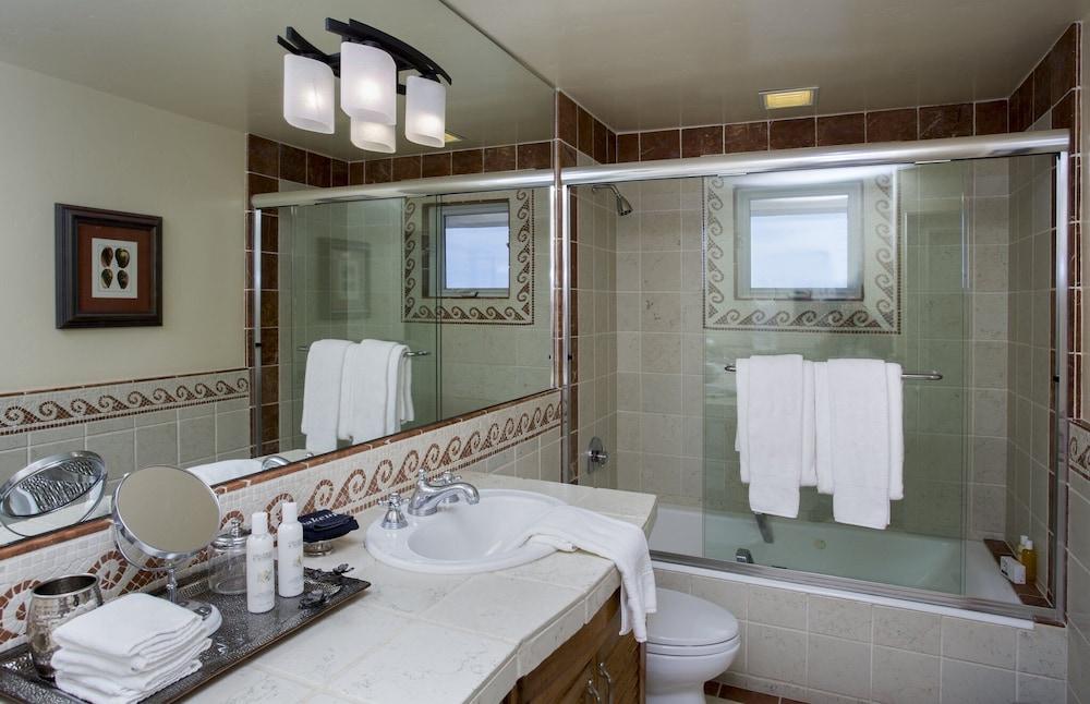 Sunset Cove Villas in Laguna Beach photo 76