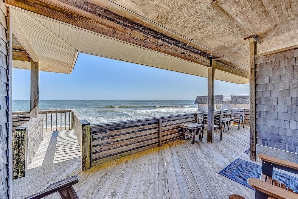 Lighthouse View Oceanfront Lodging photo 41
