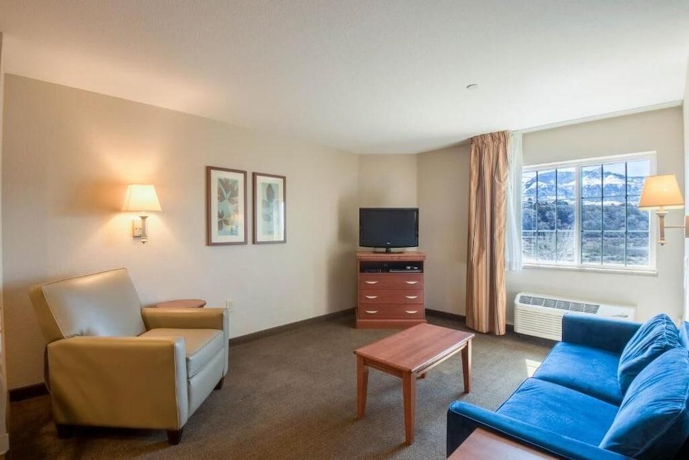 Western Slope suites photo 5