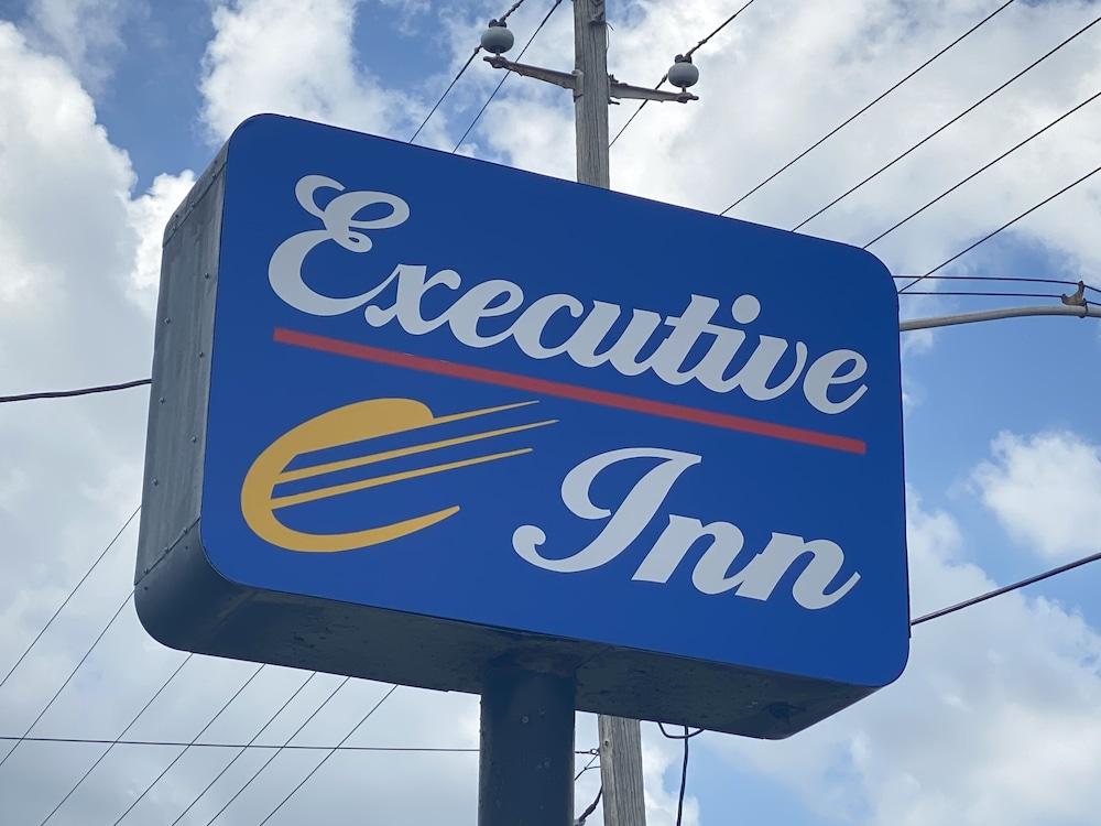 Executive Inn Kingsville photo 16