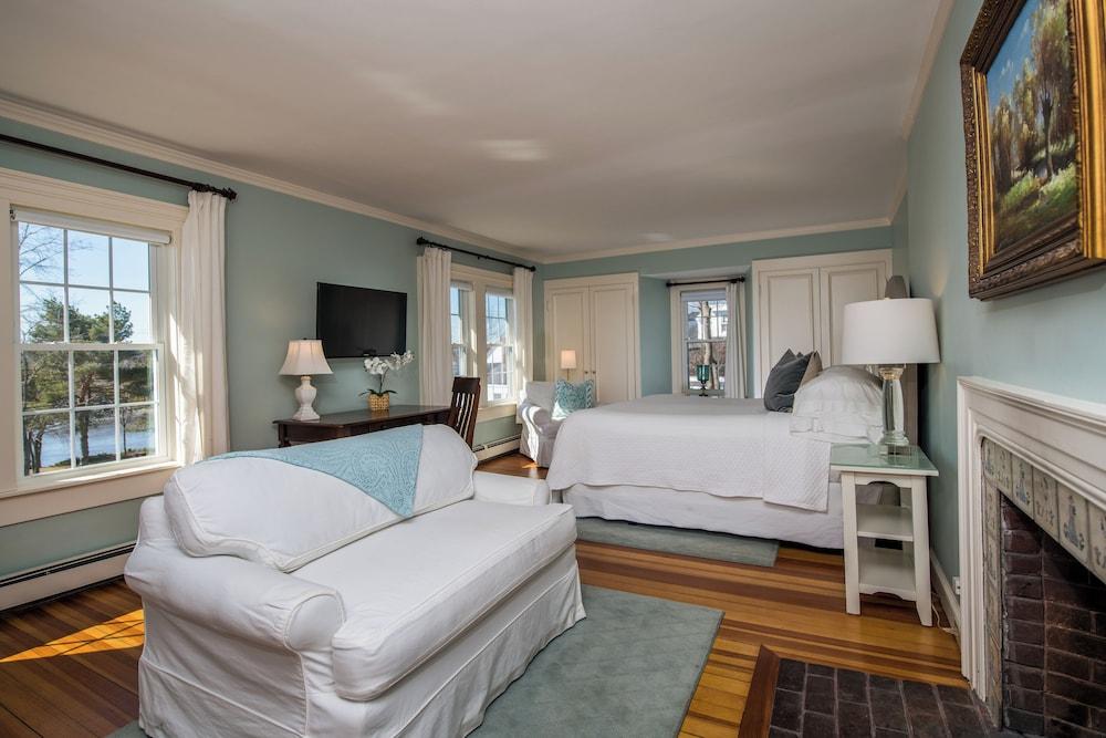 York Harbor Inn photo 25