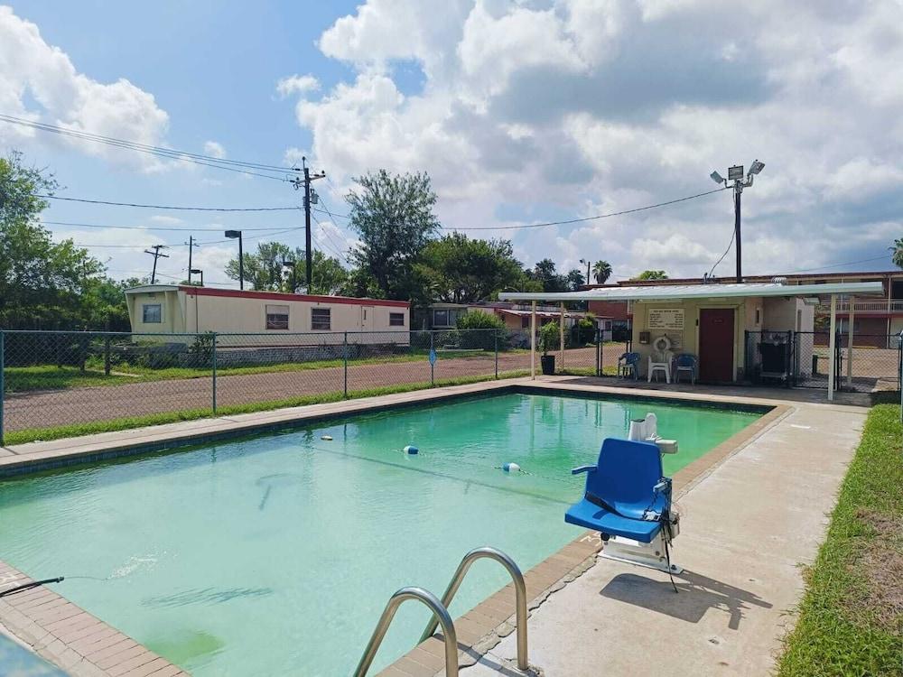 Pen Ann by Capital O Pharr/McAllen TX photo 20