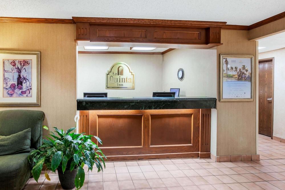 La Quinta Inn by Wyndham Detroit Southgate photo 3