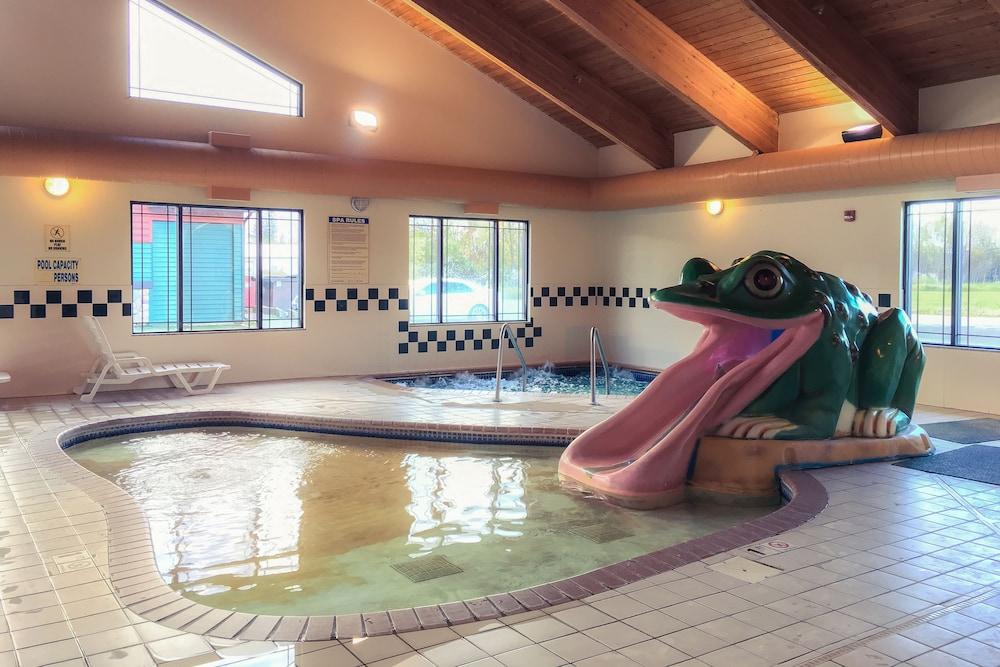 White Oak Inn & Suites photo 18