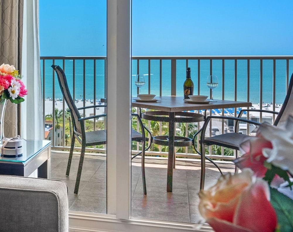 Marco Beach Ocean Suites photo 25