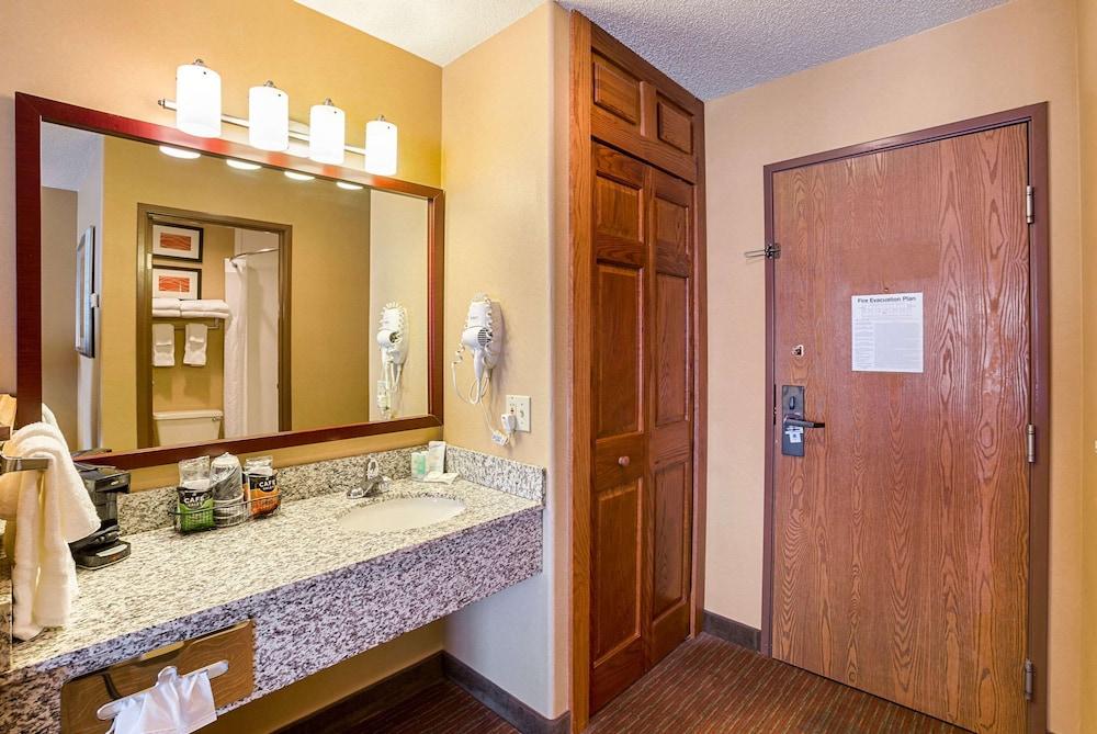 Quality Inn York photo 47
