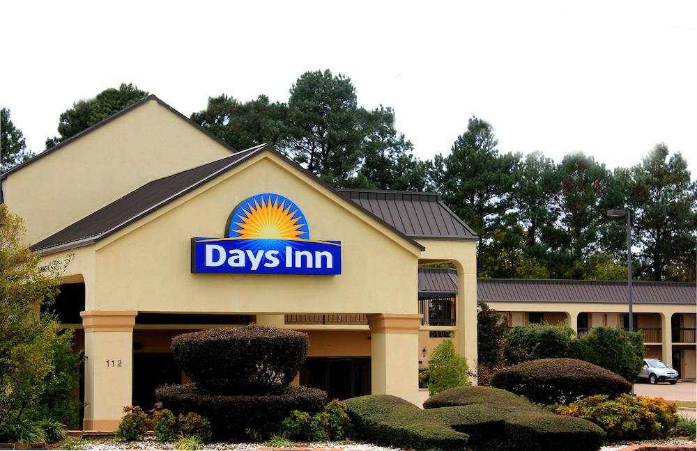 Days Inn by Wyndham Longview South photo 23