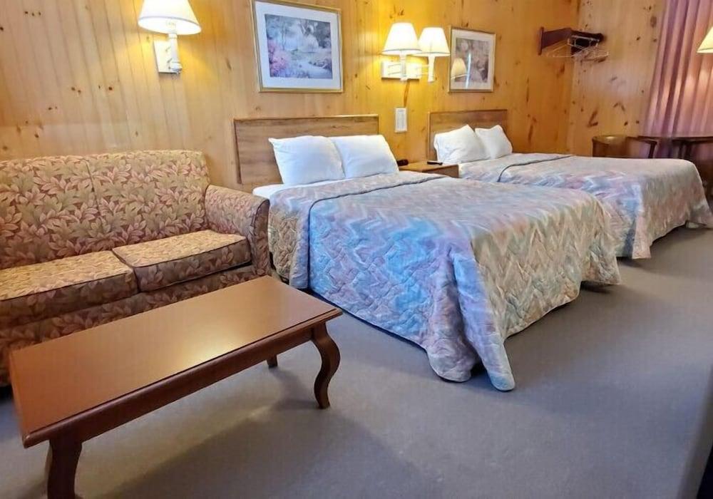 Red Ranch Motel photo 49
