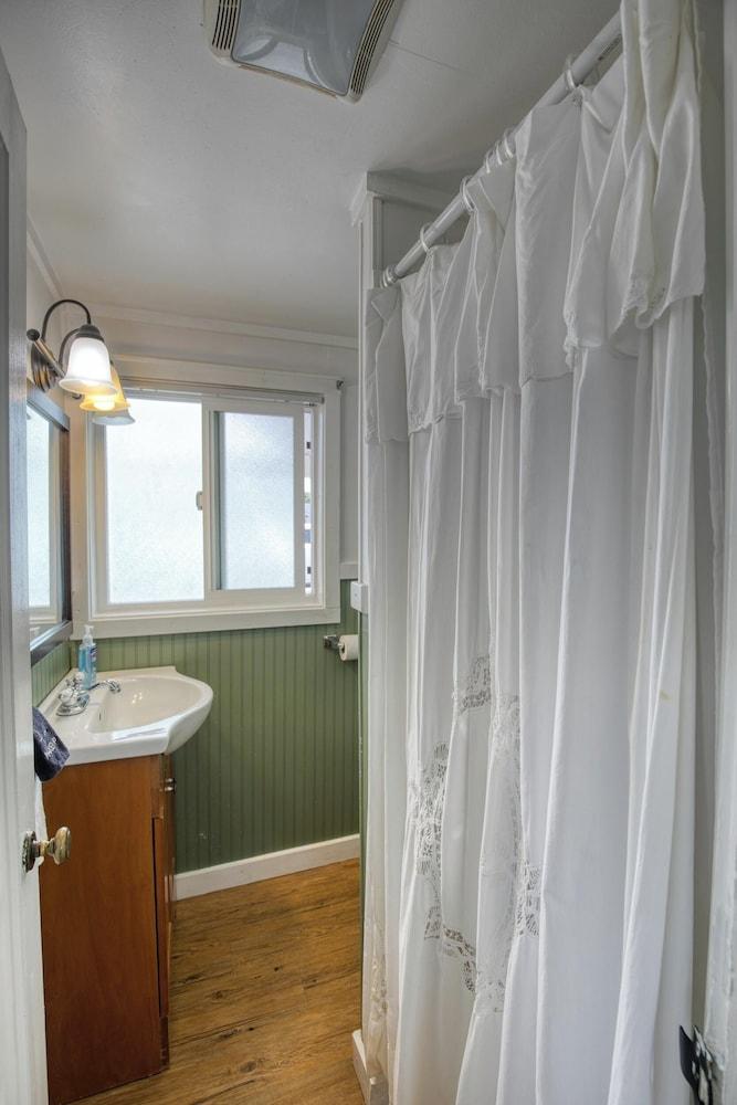 Ocean Spray Beach Resort photo 43