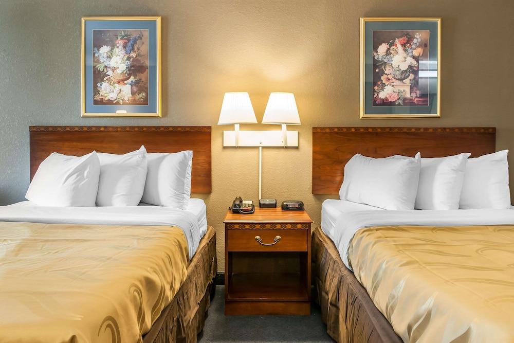 Quality Inn Lewisport photo 22