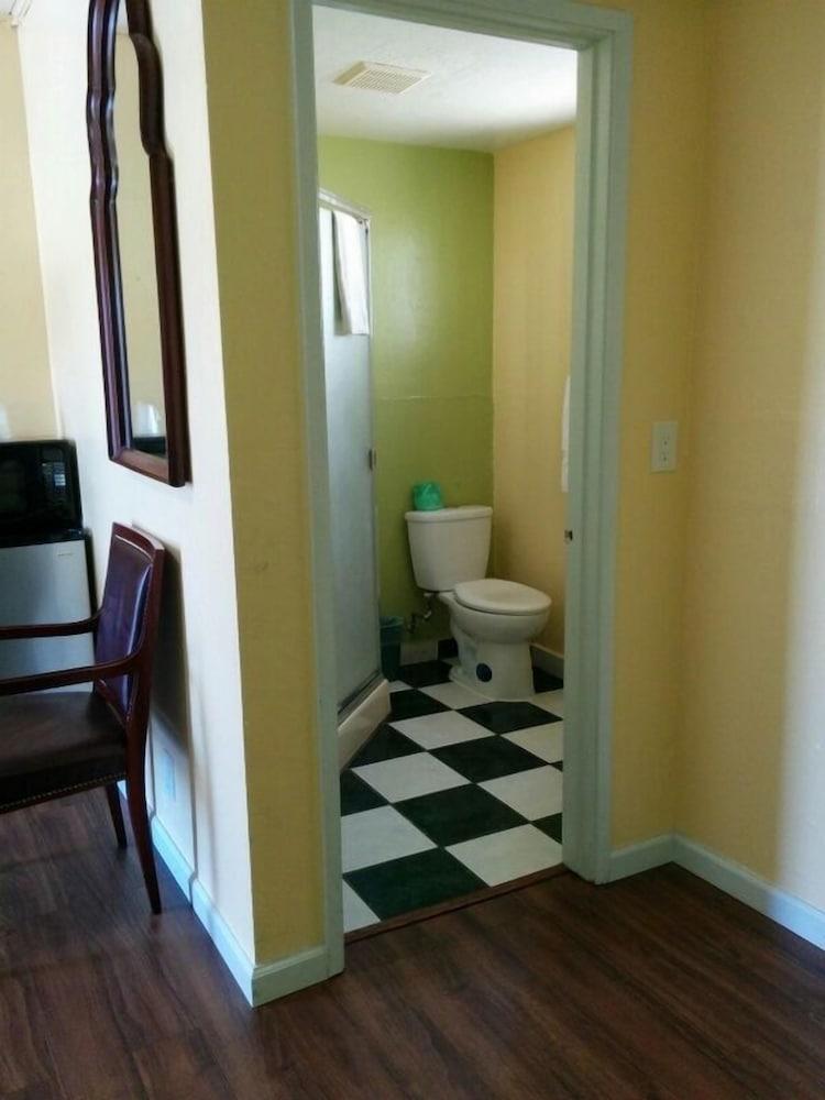 Budget Inn Vallejo/Napa Valley photo 44