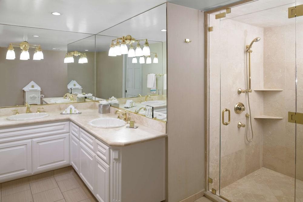 DoubleTree by Hilton San Pedro - Port of Los Angeles photo 28