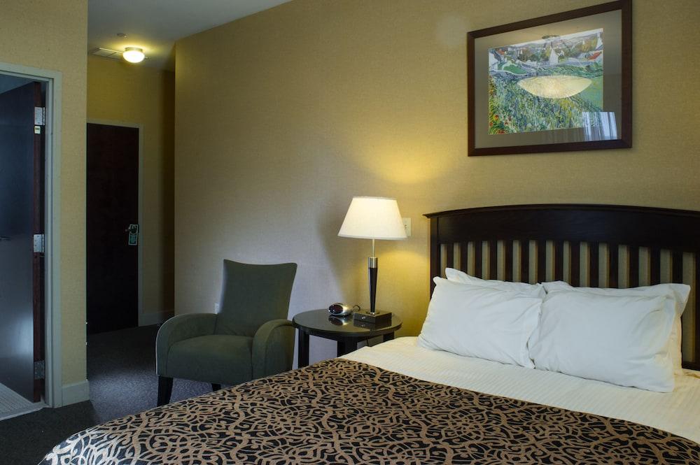 The Parker Inn & Suites photo 12
