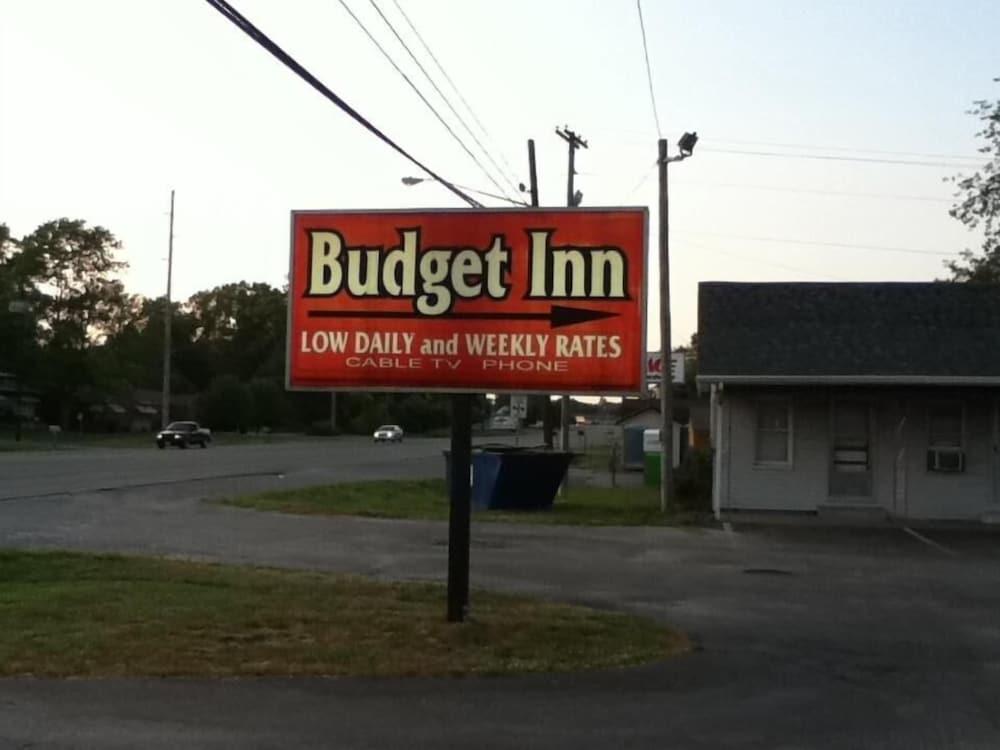 Budget Inn Du Quoin photo 14