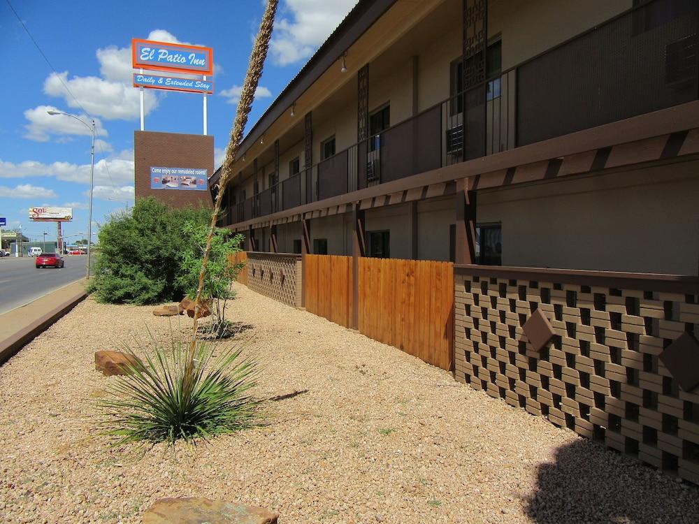 El Patio Inn photo 8