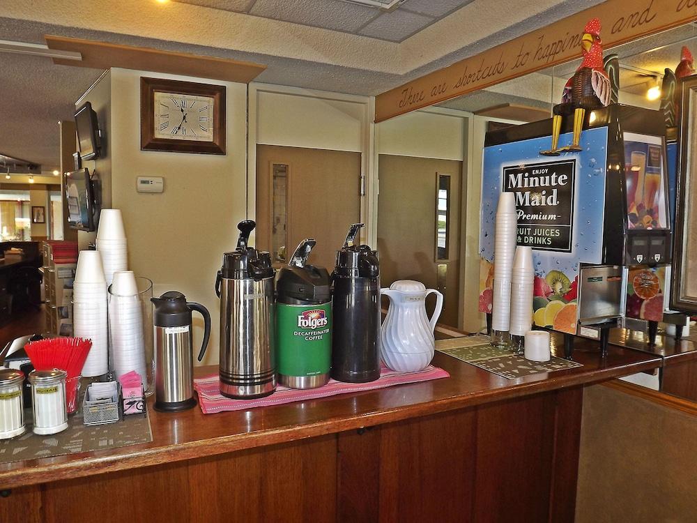 Travelodge by Wyndham Kalispell photo 31