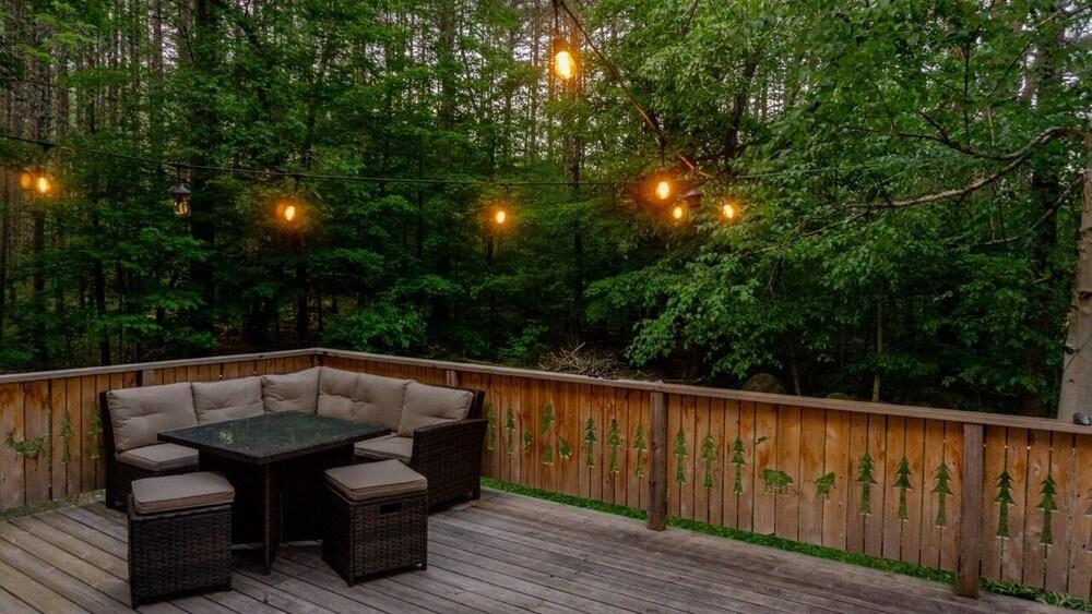 Upscale Hostel by Lake George & Gore Mtn photo 20