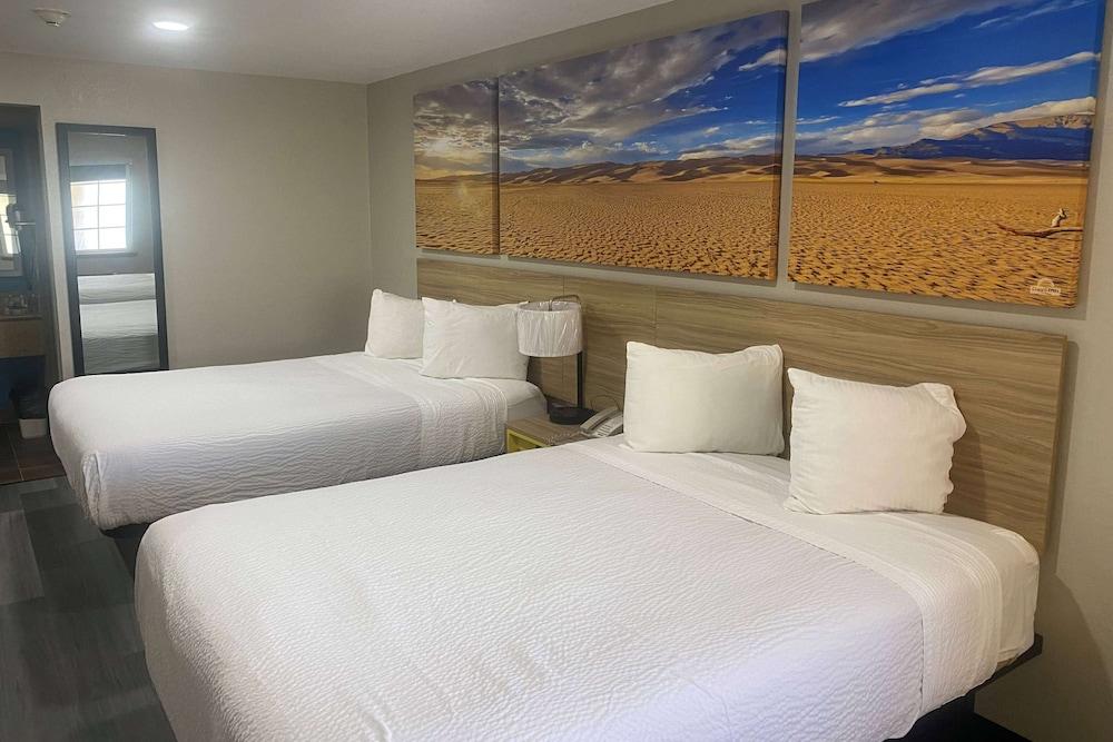 Days Inn by Wyndham El Paso West photo 18