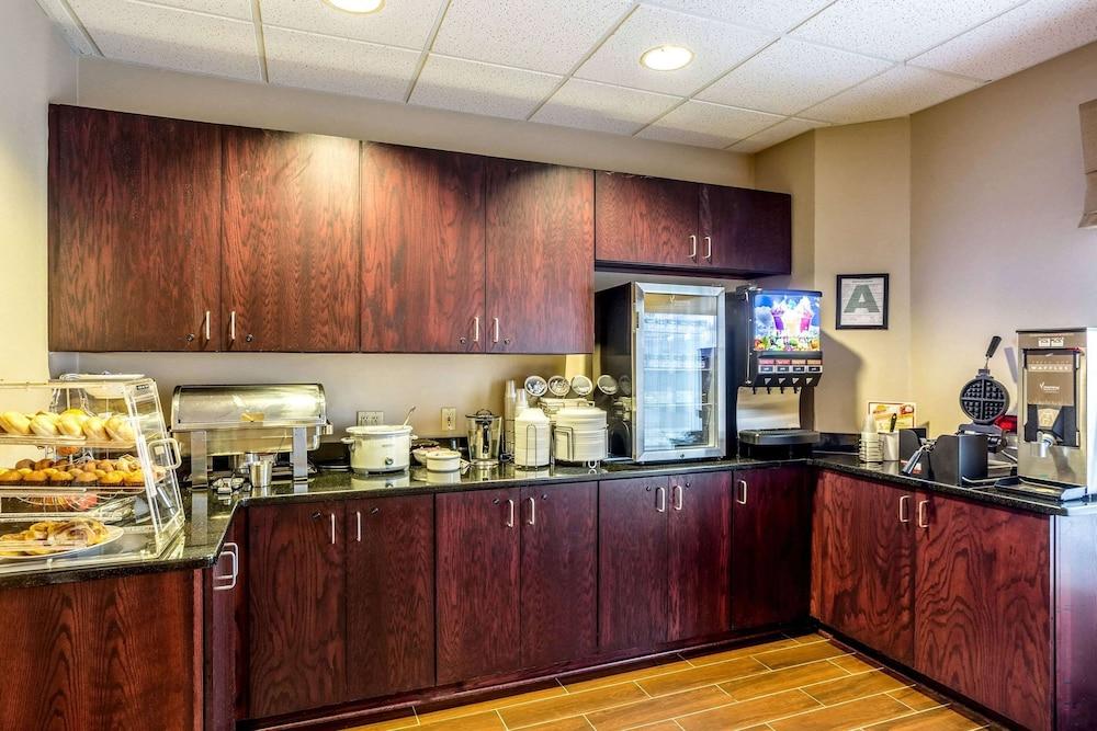 Wingate by Wyndham Owensboro photo 56