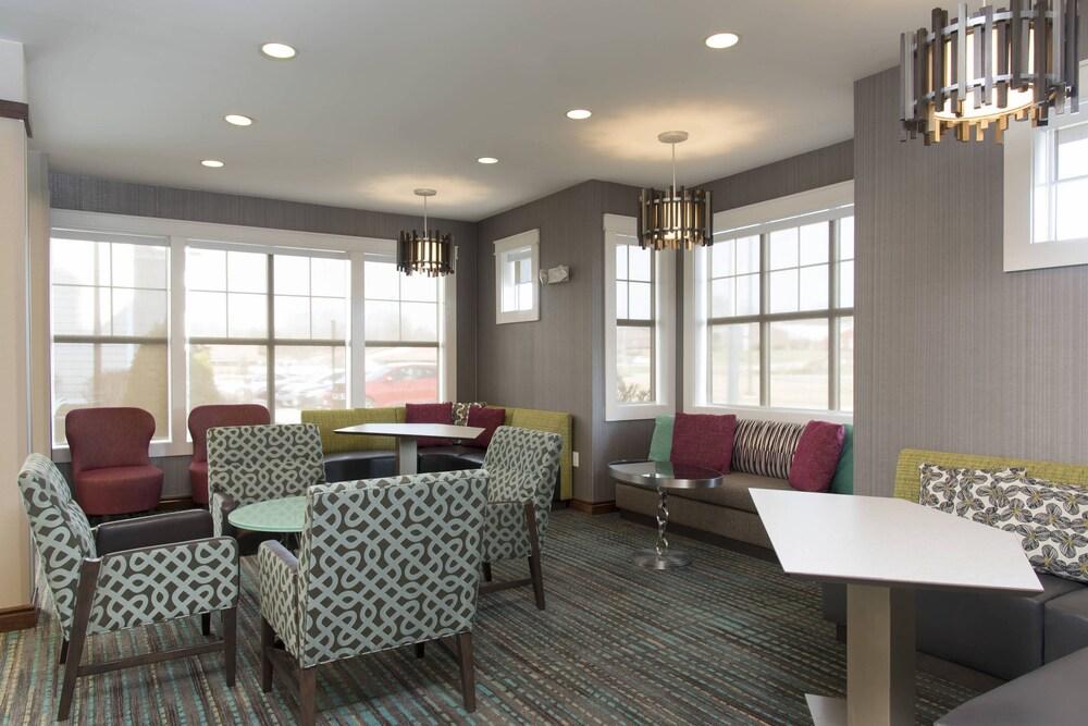 Residence Inn Marriott Moline photo 19