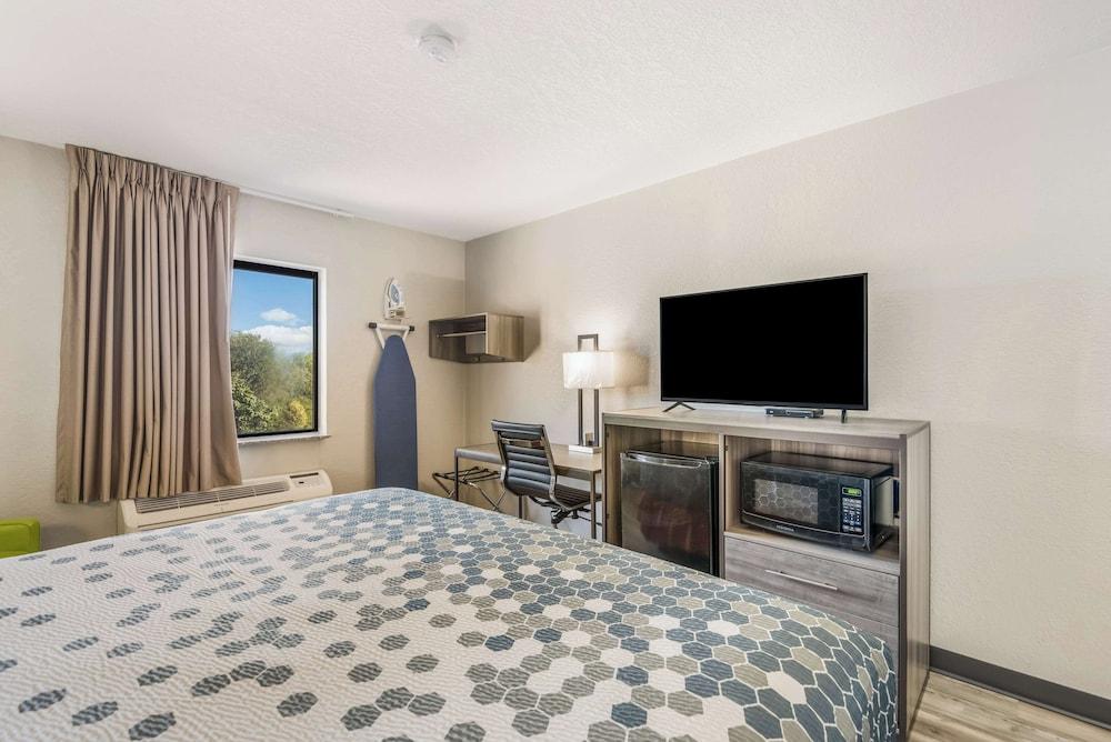 Sonesta Essential Des Moines photo 17