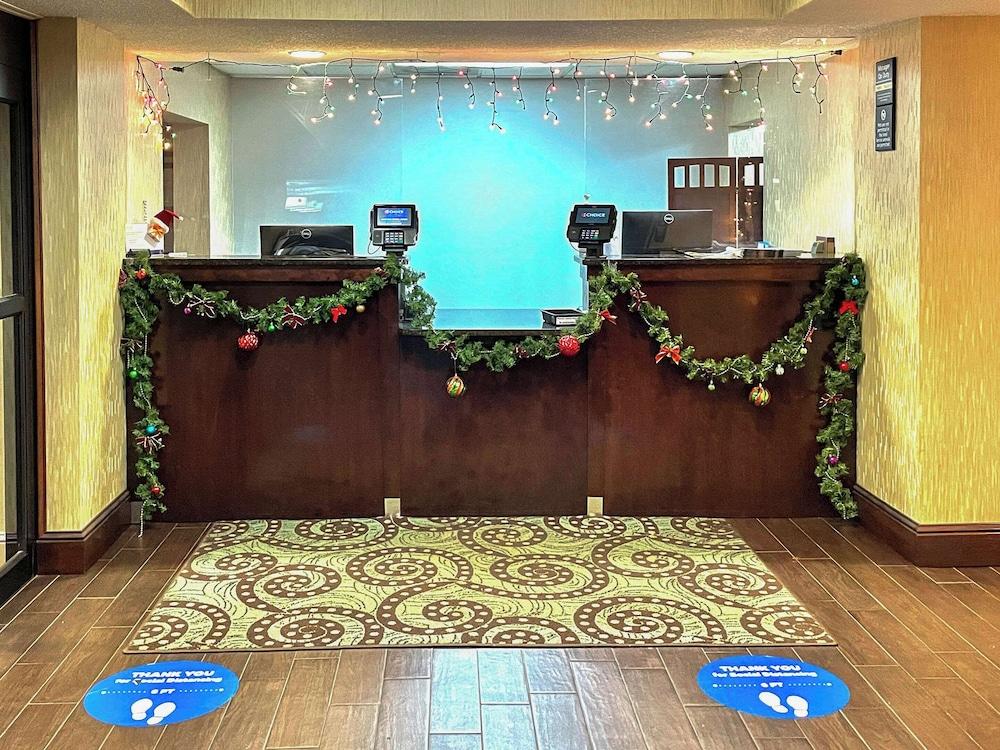 Comfort Inn Darien - North Brunswick photo 18