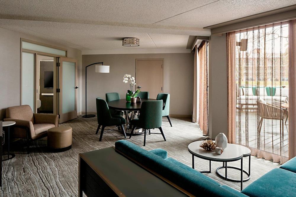 Lincolnshire Marriott Resort photo 14