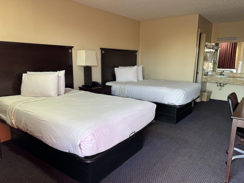 Century inn motel photo 18