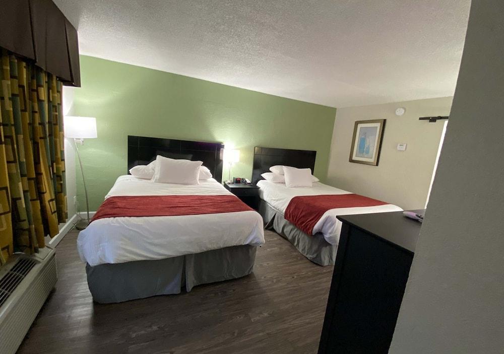 Lx Hotel, Powered by ACW Circle photo 61