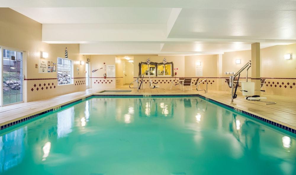 Holiday Inn Express - Layton by IHG photo 4