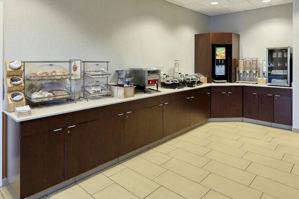 Fairfield Inn & Suites by Marriott Harrisburg West photo 28
