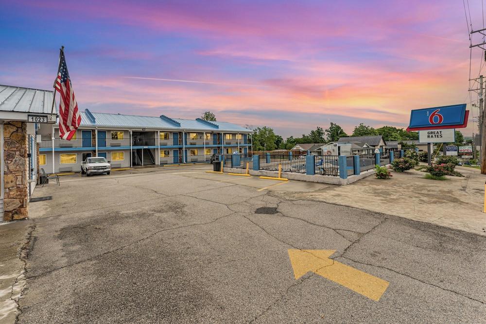 Motel 6 Branson, MO photo 1
