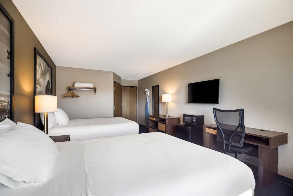 Americas Best Value Inn Sparks photo 11