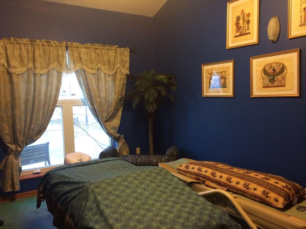 Spring Hill Motel photo 29