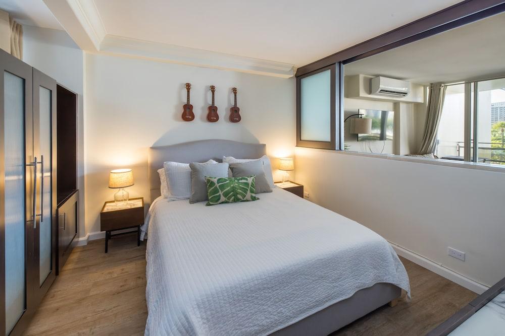 Regency on Beachwalk Waikiki by OUTRIGGER photo 25