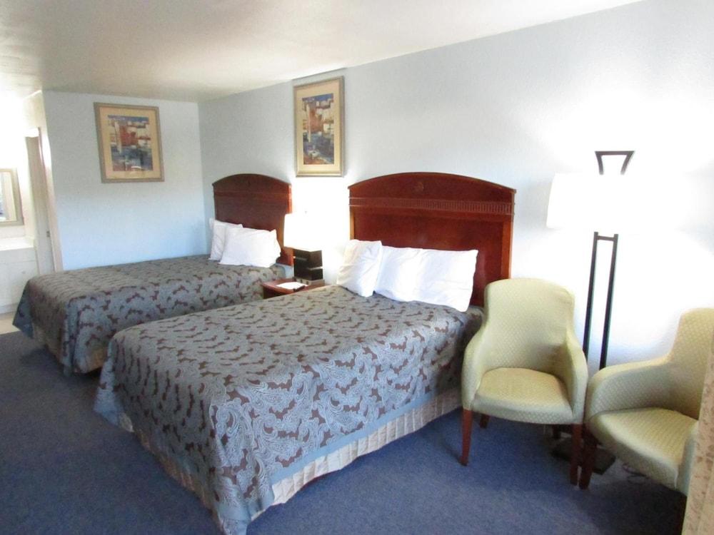Parsons Inn photo 37
