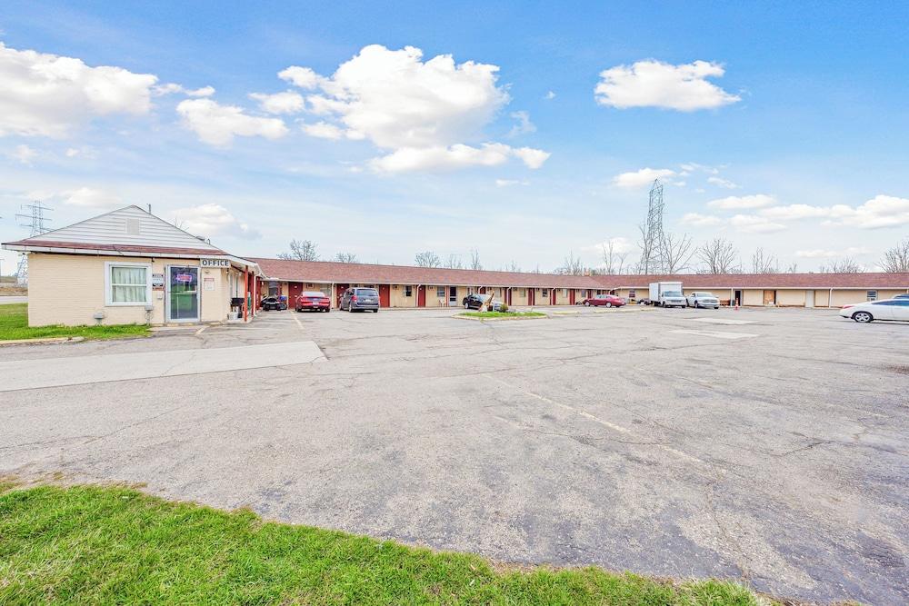 Flint Motel by OYO MI Near I-475 photo 42