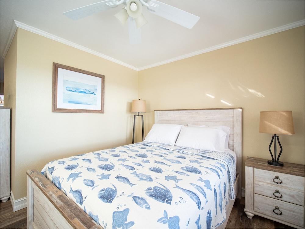 Caribbean Shores Waterfront Resort photo 74