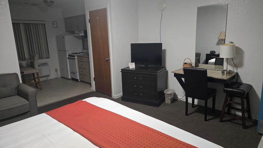 Merida Inn and Suites photo 7