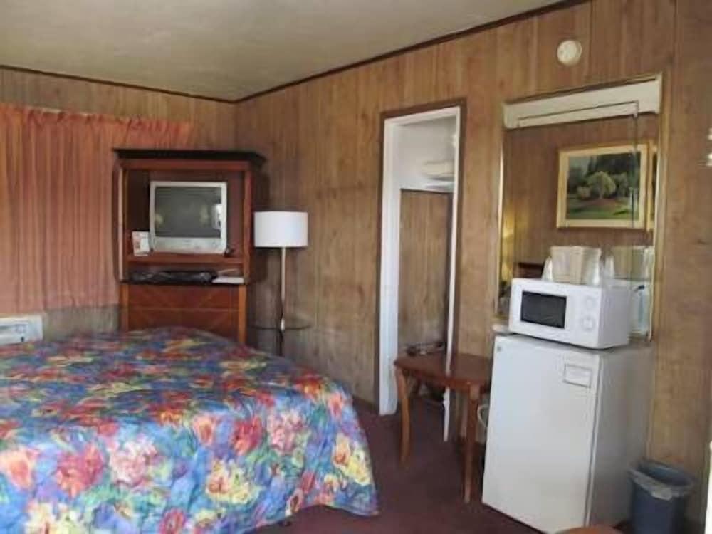 Vacation Inn Motel - In Fort Lauderdale (Poinciana Park) photo 17