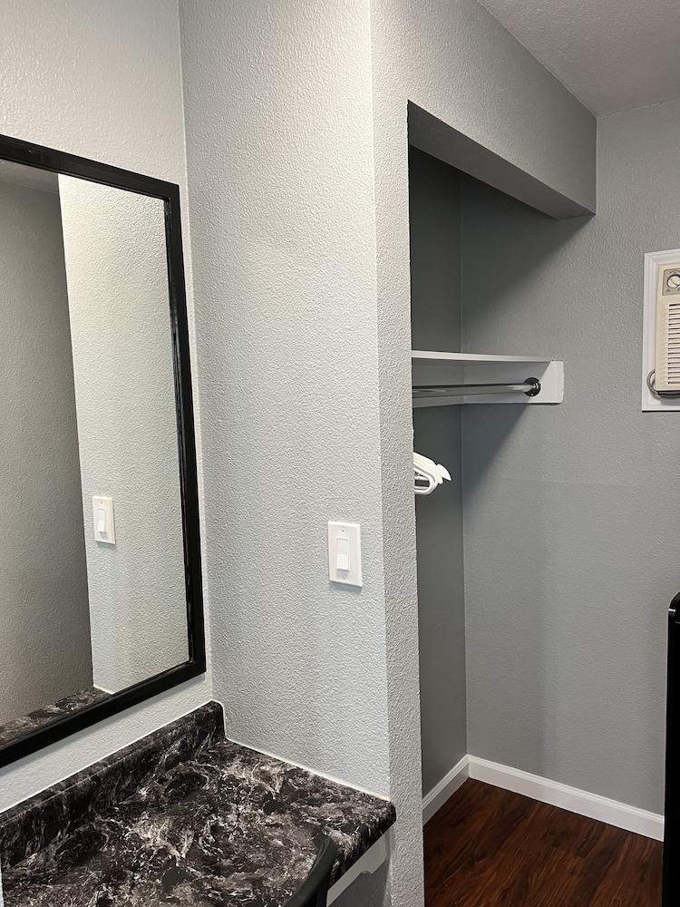 Studio Inn Livermore photo 5