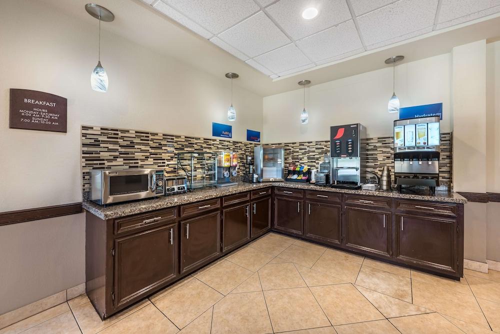 Best Western La Grange Inn & Suites photo 21