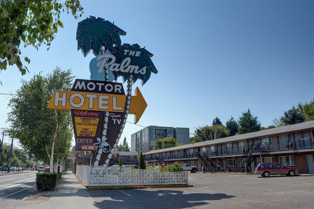 The Palms Motel photo 1