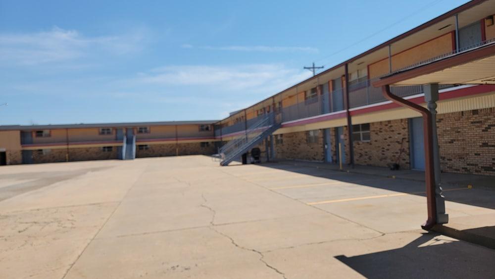 Copa Budget Inn photo 1